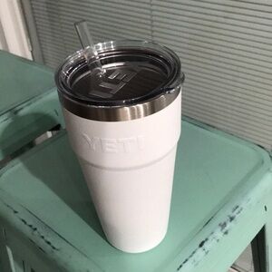 Yeti white tumbler with straw